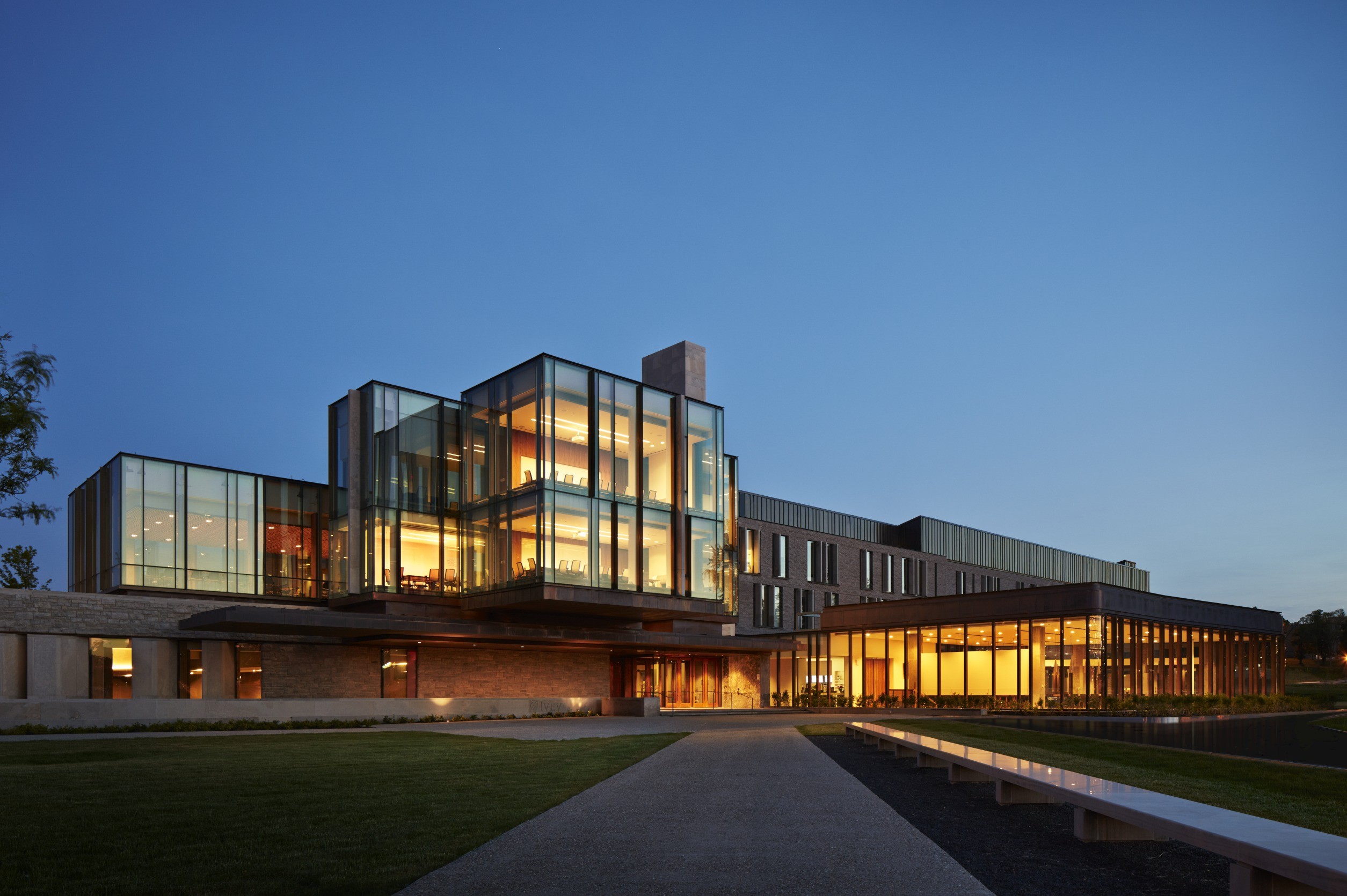 Ivey Business School, Western University building